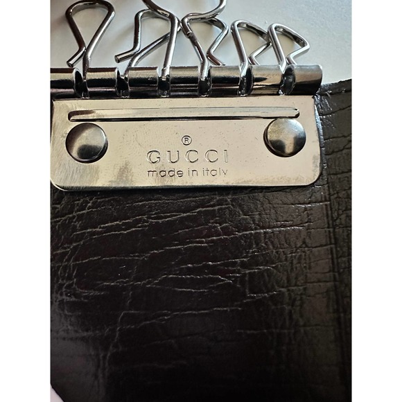 GUCCI GG Logo Supreme 6 Ring Key Case - Picture 7 of 10